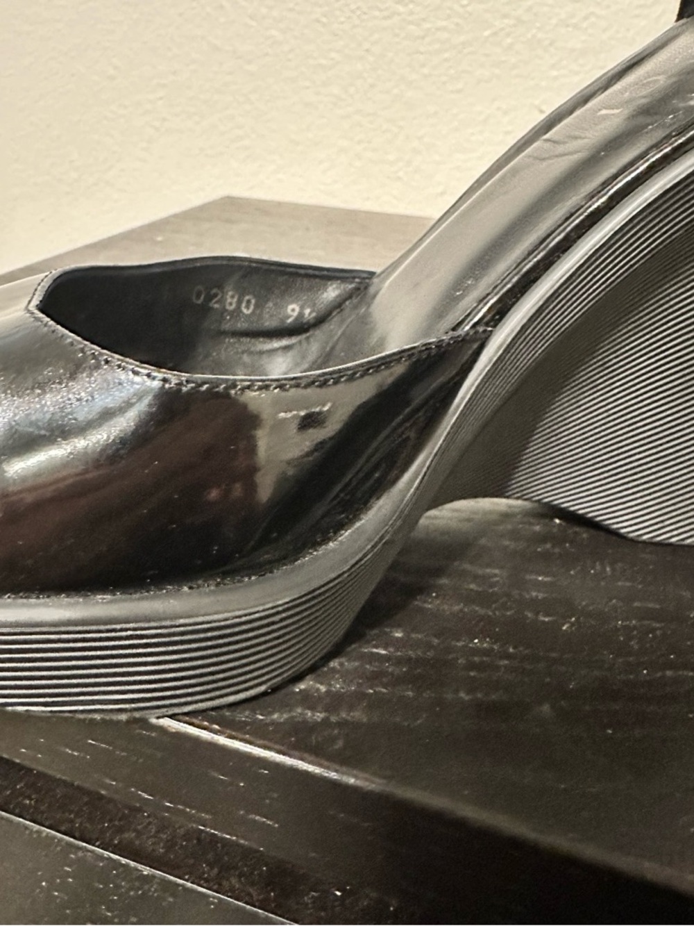 Gucci Black Patent Leather Wedge Mary-Ankle Strap Shoes - Picture 4 of 6